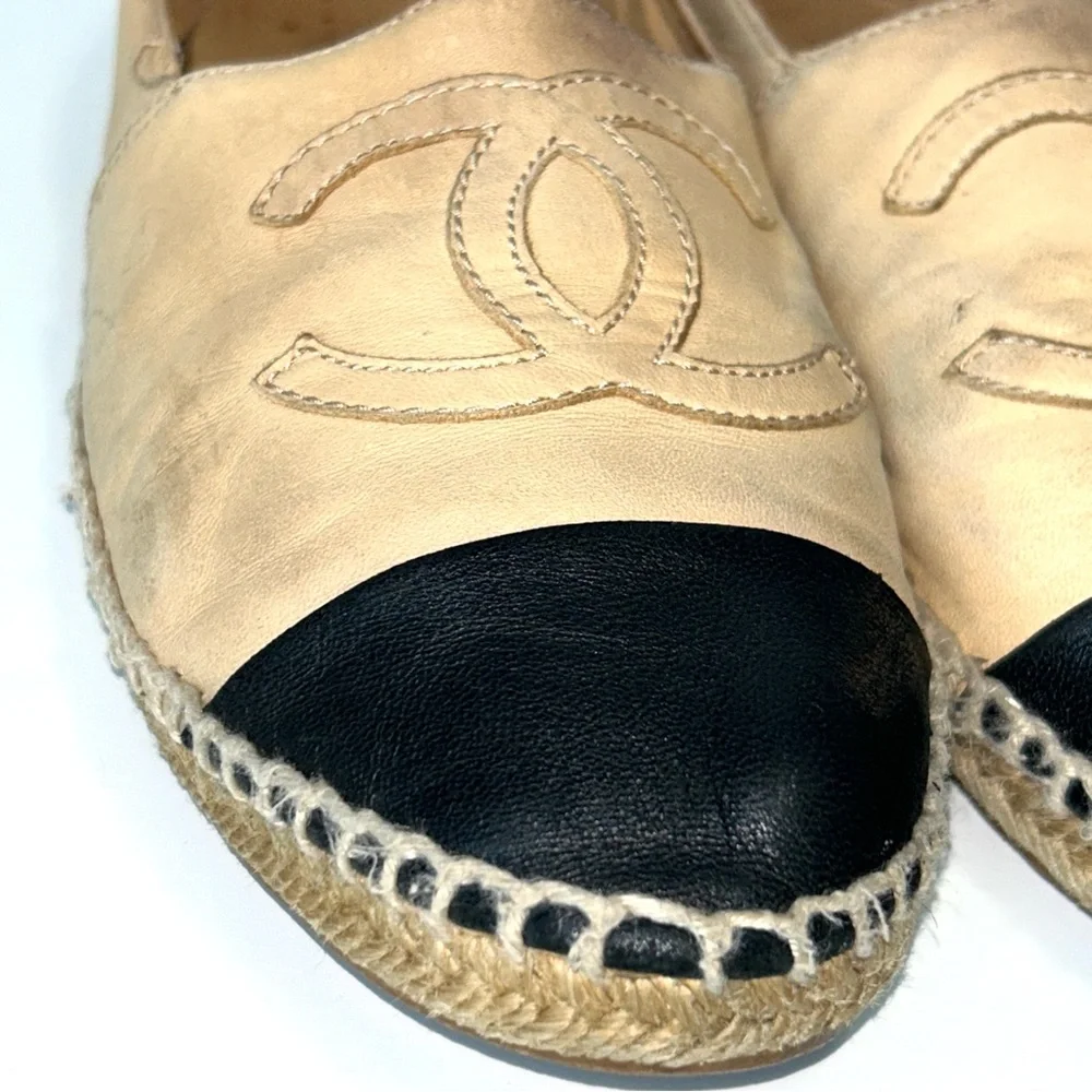 Chanel‎ Beige and Black Leather Espadrilles Flats Sz 39(8)